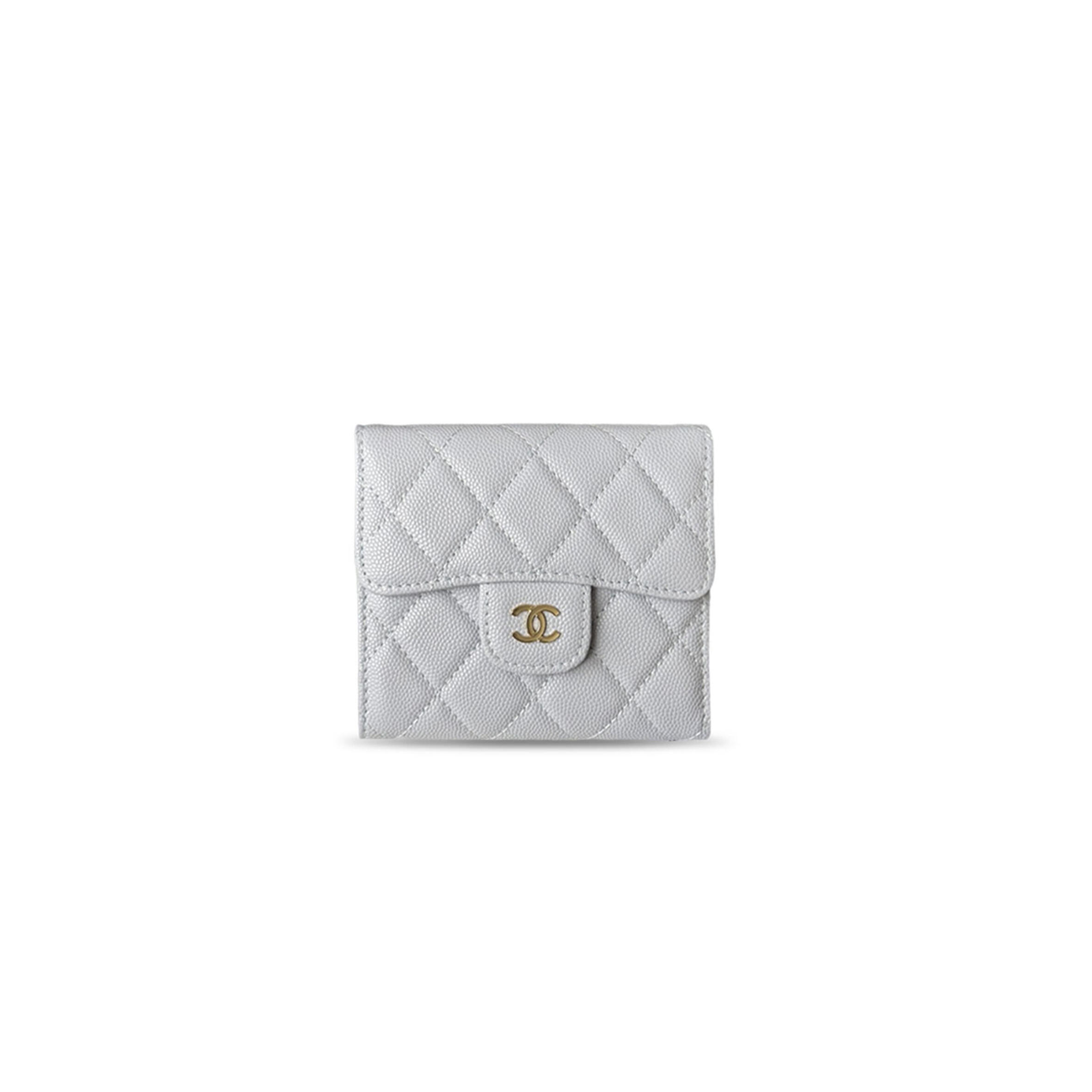 CHANEL QUILTED TRI-FOLD FLAP WALLET (11.5*10.5*3cm)